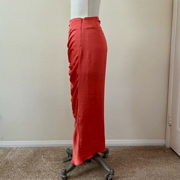 The Line by K Coral Ruched Skirt - Picture 4 of 7